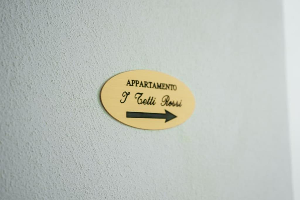 Appartamento I Tetti Rossi - City Center ピネローロ エクステリア 写真
